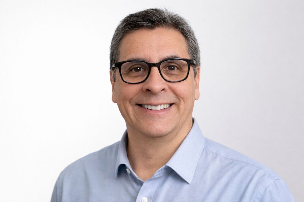 Claudio N Antonioli,
finance & business strategy professional